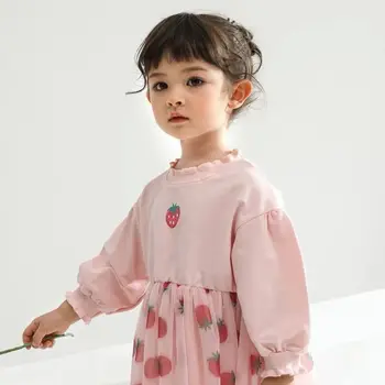 Dievčatá šaty 2021 jar detí princezná šaty západný štýl baby girl jahoda sukne cartoon jar a na jeseň P4516
